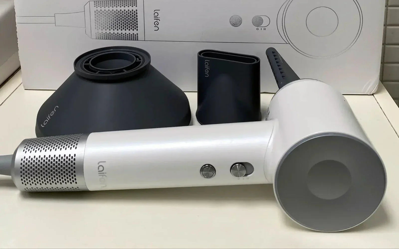 Top travel hair dryer with diffuser for 2025: Lightweight & curl-safe